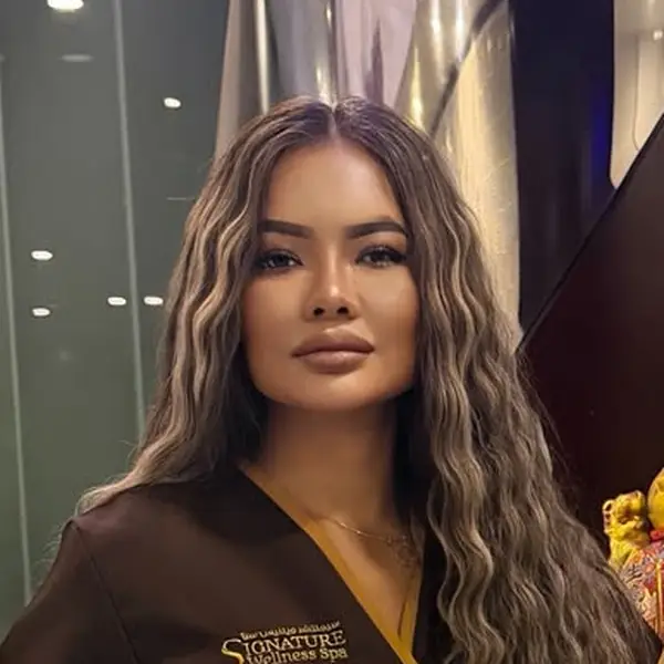 Gallery Massage therapist at Signature Wellness Spa Dubai Marina