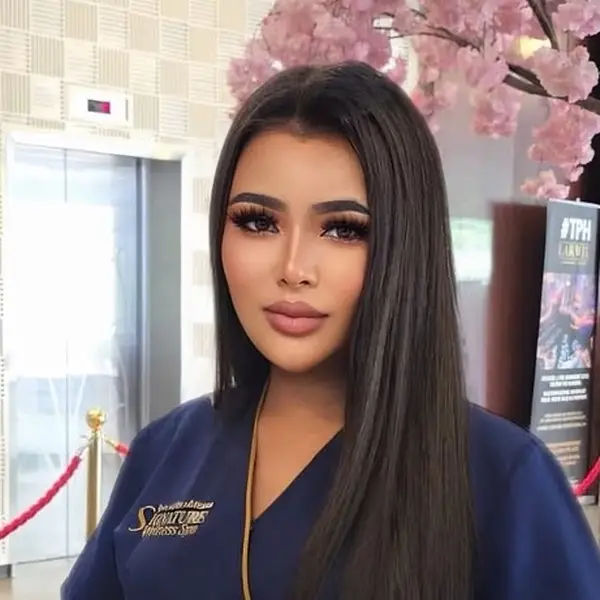 Gallery Massage therapist at Signature Wellness Spa Dubai Marina